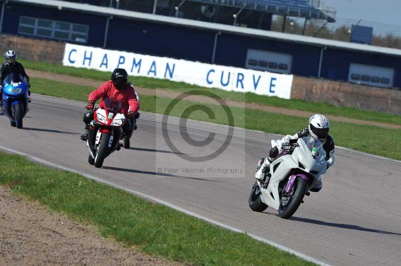 Rockingham no limits trackday;enduro digital images;event digital images;eventdigitalimages;no limits trackdays;peter wileman photography;racing digital images;rockingham raceway northamptonshire;rockingham trackday photographs;trackday digital images;trackday photos