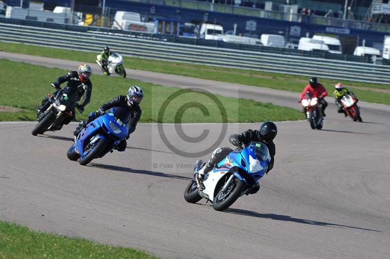 Rockingham no limits trackday;enduro digital images;event digital images;eventdigitalimages;no limits trackdays;peter wileman photography;racing digital images;rockingham raceway northamptonshire;rockingham trackday photographs;trackday digital images;trackday photos