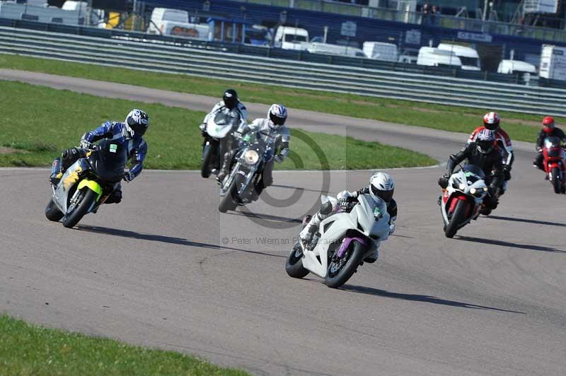 Rockingham no limits trackday;enduro digital images;event digital images;eventdigitalimages;no limits trackdays;peter wileman photography;racing digital images;rockingham raceway northamptonshire;rockingham trackday photographs;trackday digital images;trackday photos