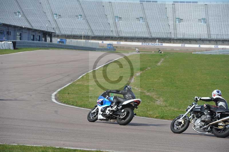 Rockingham no limits trackday;enduro digital images;event digital images;eventdigitalimages;no limits trackdays;peter wileman photography;racing digital images;rockingham raceway northamptonshire;rockingham trackday photographs;trackday digital images;trackday photos