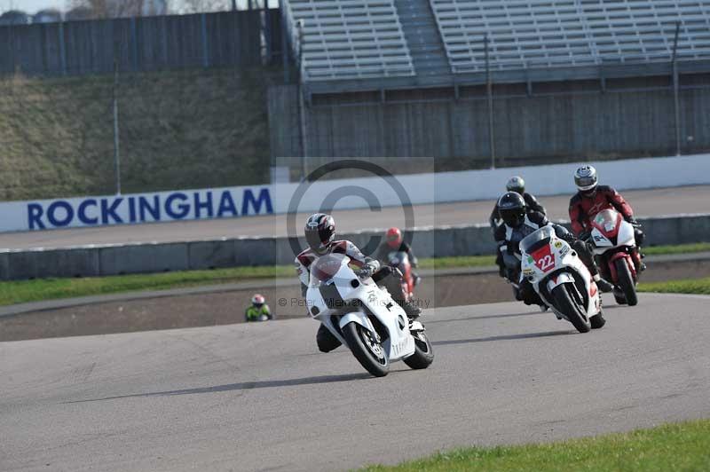 Rockingham no limits trackday;enduro digital images;event digital images;eventdigitalimages;no limits trackdays;peter wileman photography;racing digital images;rockingham raceway northamptonshire;rockingham trackday photographs;trackday digital images;trackday photos