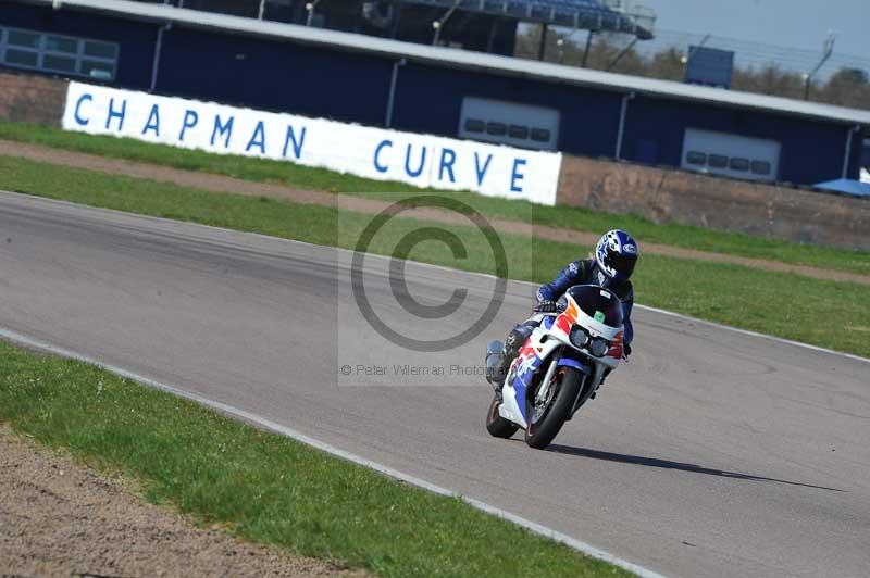 Rockingham no limits trackday;enduro digital images;event digital images;eventdigitalimages;no limits trackdays;peter wileman photography;racing digital images;rockingham raceway northamptonshire;rockingham trackday photographs;trackday digital images;trackday photos