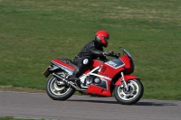 Rockingham-no-limits-trackday;enduro-digital-images;event-digital-images;eventdigitalimages;no-limits-trackdays;peter-wileman-photography;racing-digital-images;rockingham-raceway-northamptonshire;rockingham-trackday-photographs;trackday-digital-images;trackday-photos