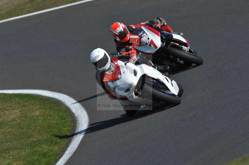 cadwell no limits trackday;cadwell park;cadwell park photographs;cadwell trackday photographs;enduro digital images;event digital images;eventdigitalimages;no limits trackdays;peter wileman photography;racing digital images;trackday digital images;trackday photos