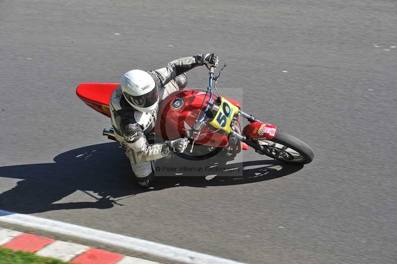 cadwell no limits trackday;cadwell park;cadwell park photographs;cadwell trackday photographs;enduro digital images;event digital images;eventdigitalimages;no limits trackdays;peter wileman photography;racing digital images;trackday digital images;trackday photos