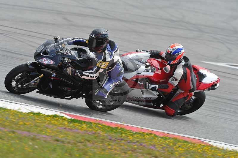 march 2010;motorbikes;no limits;peter wileman photography;portimao;portugal;trackday;trackday digital images