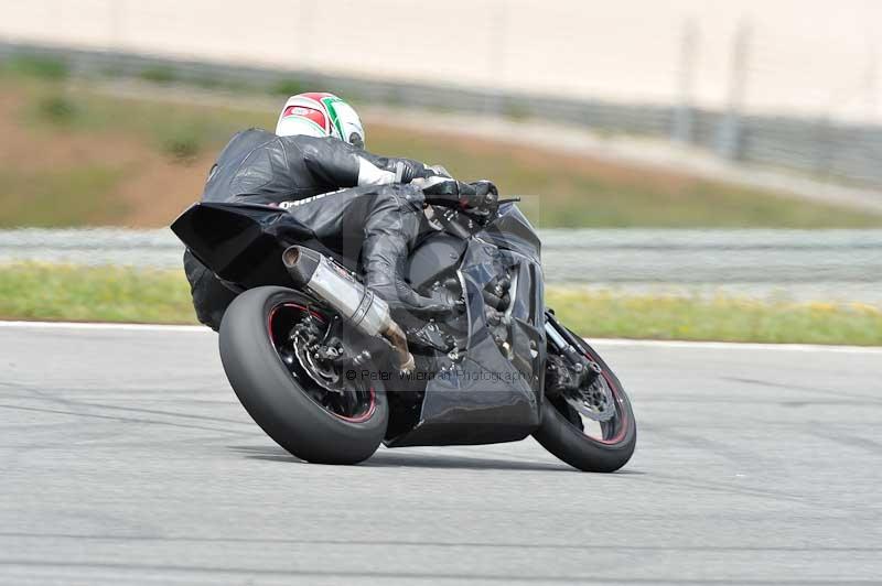 march 2010;motorbikes;no limits;peter wileman photography;portimao;portugal;trackday;trackday digital images