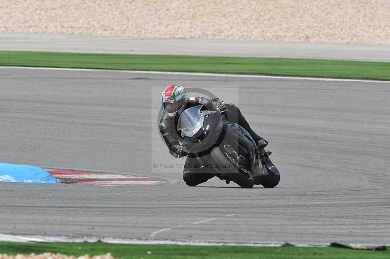 march 2010;motorbikes;no limits;peter wileman photography;portimao;portugal;trackday;trackday digital images