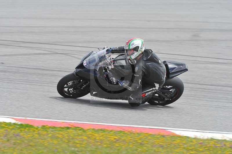 march 2010;motorbikes;no limits;peter wileman photography;portimao;portugal;trackday;trackday digital images