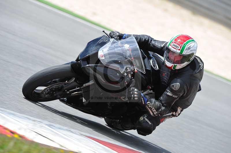 march 2010;motorbikes;no limits;peter wileman photography;portimao;portugal;trackday;trackday digital images