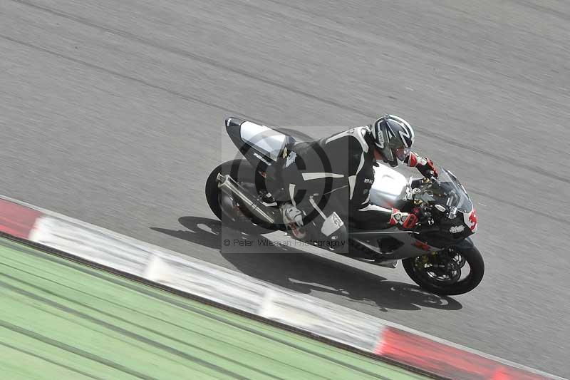 march 2010;motorbikes;no limits;peter wileman photography;portimao;portugal;trackday;trackday digital images