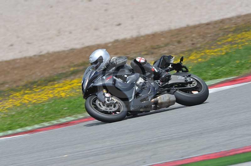 march 2010;motorbikes;no limits;peter wileman photography;portimao;portugal;trackday;trackday digital images