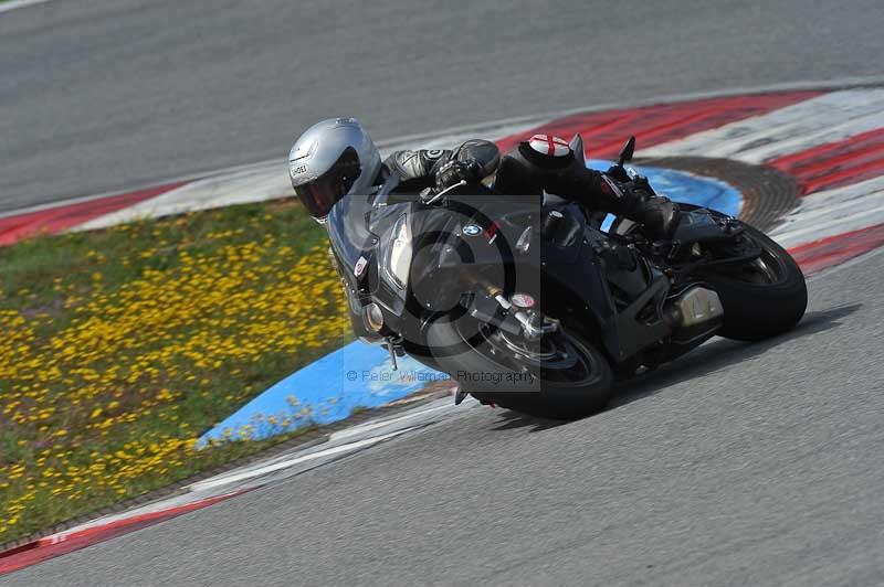 march 2010;motorbikes;no limits;peter wileman photography;portimao;portugal;trackday;trackday digital images