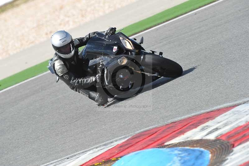 march 2010;motorbikes;no limits;peter wileman photography;portimao;portugal;trackday;trackday digital images