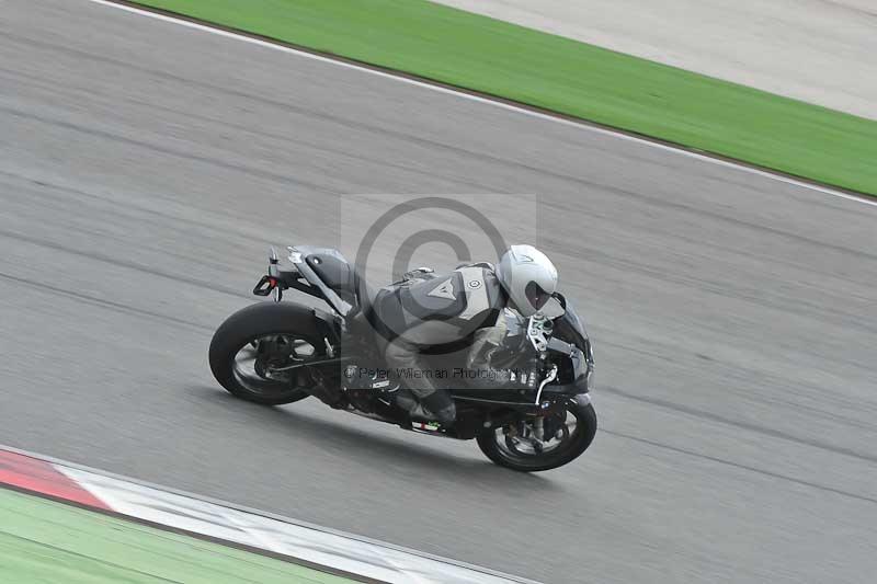 march 2010;motorbikes;no limits;peter wileman photography;portimao;portugal;trackday;trackday digital images