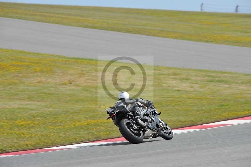 march 2010;motorbikes;no limits;peter wileman photography;portimao;portugal;trackday;trackday digital images