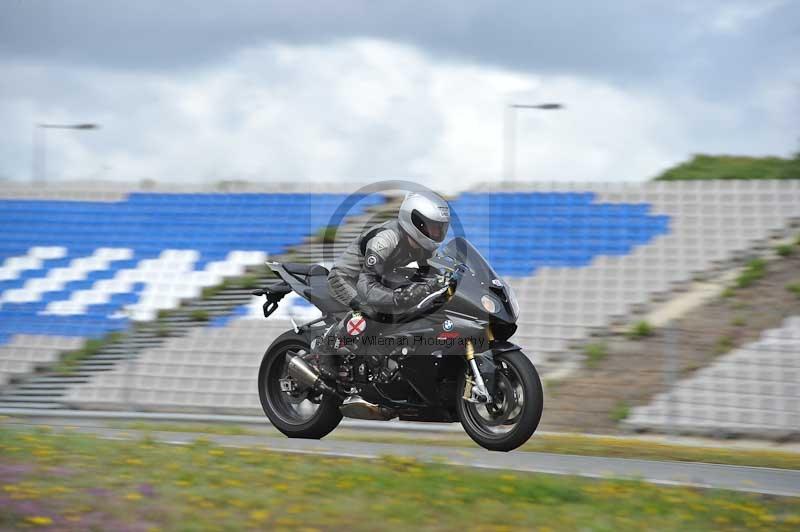 march 2010;motorbikes;no limits;peter wileman photography;portimao;portugal;trackday;trackday digital images