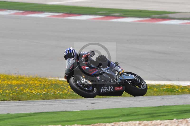 march 2010;motorbikes;no limits;peter wileman photography;portimao;portugal;trackday;trackday digital images