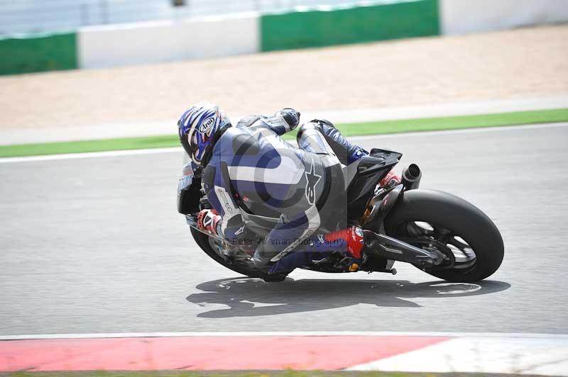 march 2010;motorbikes;no limits;peter wileman photography;portimao;portugal;trackday;trackday digital images