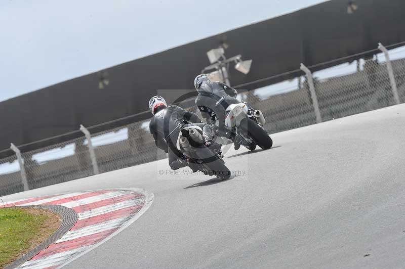 march 2010;motorbikes;no limits;peter wileman photography;portimao;portugal;trackday;trackday digital images