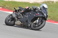 march-2010;motorbikes;no-limits;peter-wileman-photography;portimao;portugal;trackday;trackday-digital-images