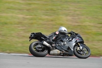 march-2010;motorbikes;no-limits;peter-wileman-photography;portimao;portugal;trackday;trackday-digital-images