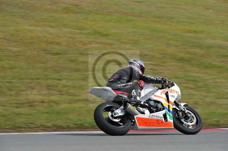 march 2010;motorbikes;no limits;peter wileman photography;portimao;portugal;trackday;trackday digital images