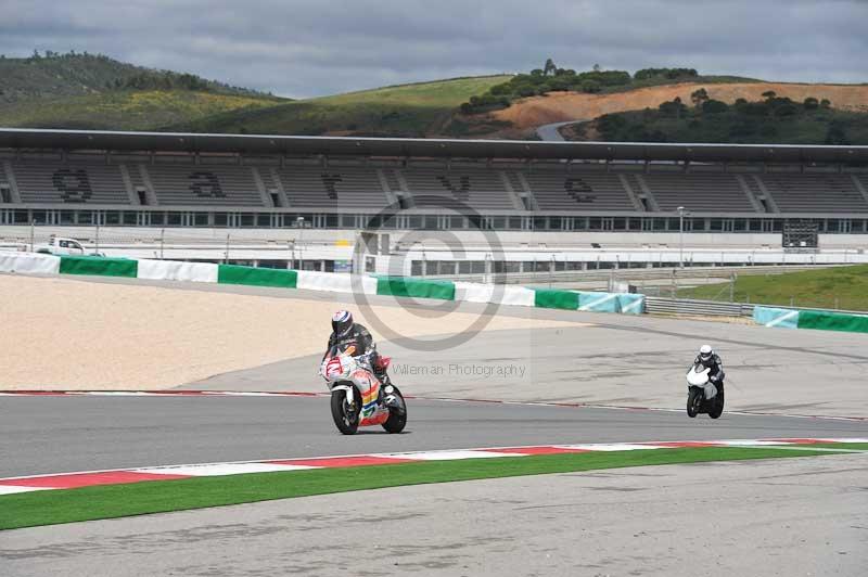 march 2010;motorbikes;no limits;peter wileman photography;portimao;portugal;trackday;trackday digital images