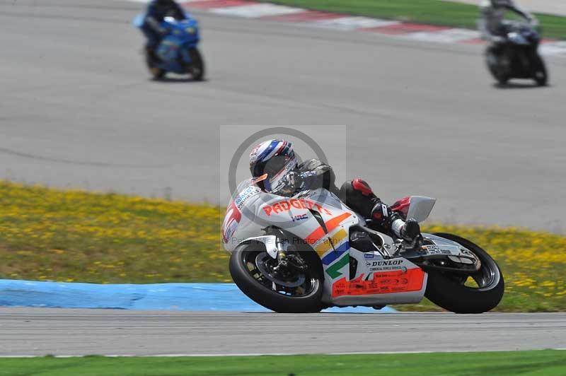 march 2010;motorbikes;no limits;peter wileman photography;portimao;portugal;trackday;trackday digital images