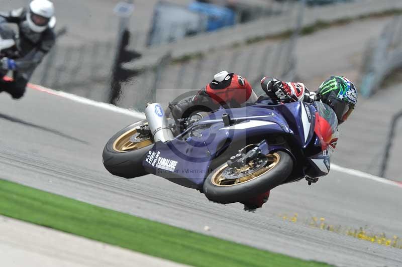 march 2010;motorbikes;no limits;peter wileman photography;portimao;portugal;trackday;trackday digital images