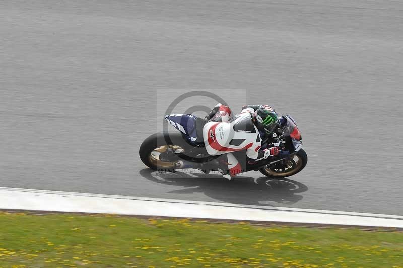 march 2010;motorbikes;no limits;peter wileman photography;portimao;portugal;trackday;trackday digital images