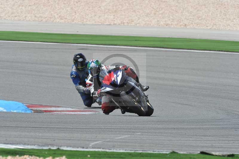 march 2010;motorbikes;no limits;peter wileman photography;portimao;portugal;trackday;trackday digital images