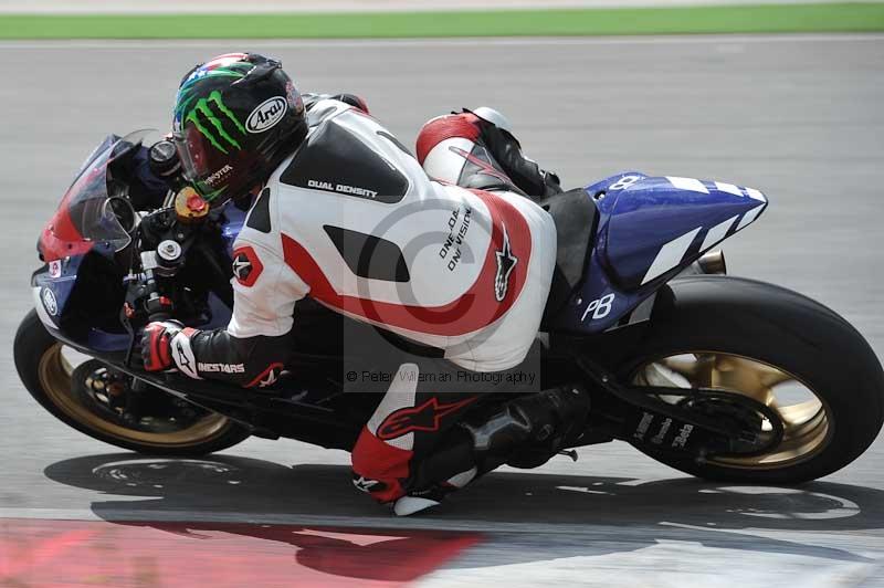 march 2010;motorbikes;no limits;peter wileman photography;portimao;portugal;trackday;trackday digital images