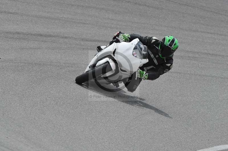 march 2010;motorbikes;no limits;peter wileman photography;portimao;portugal;trackday;trackday digital images