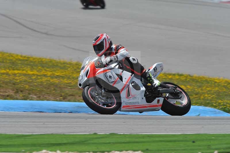 march 2010;motorbikes;no limits;peter wileman photography;portimao;portugal;trackday;trackday digital images