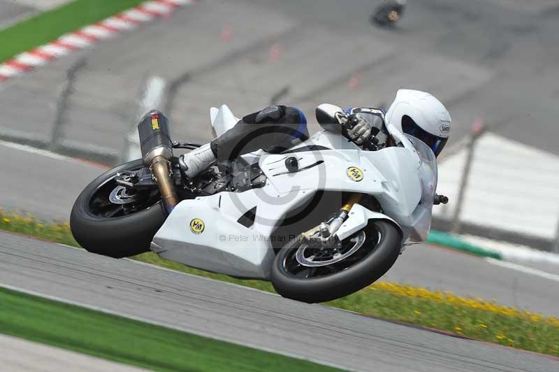 march 2010;motorbikes;no limits;peter wileman photography;portimao;portugal;trackday;trackday digital images