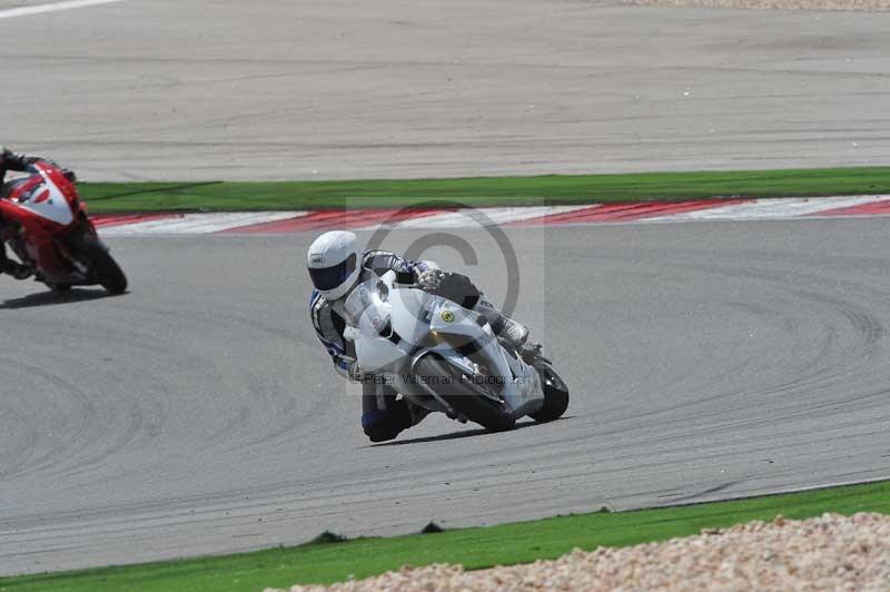 march 2010;motorbikes;no limits;peter wileman photography;portimao;portugal;trackday;trackday digital images