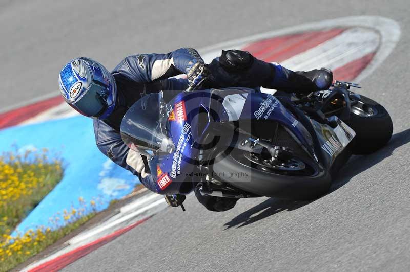 march 2010;motorbikes;no limits;peter wileman photography;portimao;portugal;trackday;trackday digital images