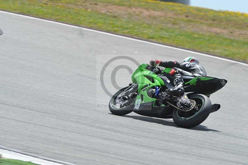 march 2010;motorbikes;no limits;peter wileman photography;portimao;portugal;trackday;trackday digital images