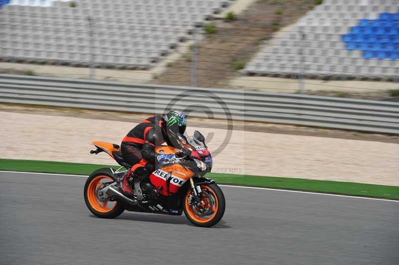 march 2010;motorbikes;no limits;peter wileman photography;portimao;portugal;trackday;trackday digital images