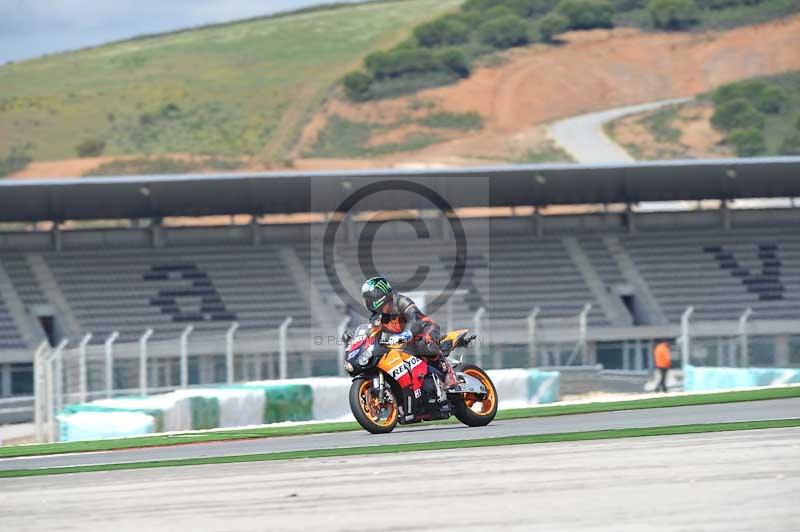 march 2010;motorbikes;no limits;peter wileman photography;portimao;portugal;trackday;trackday digital images