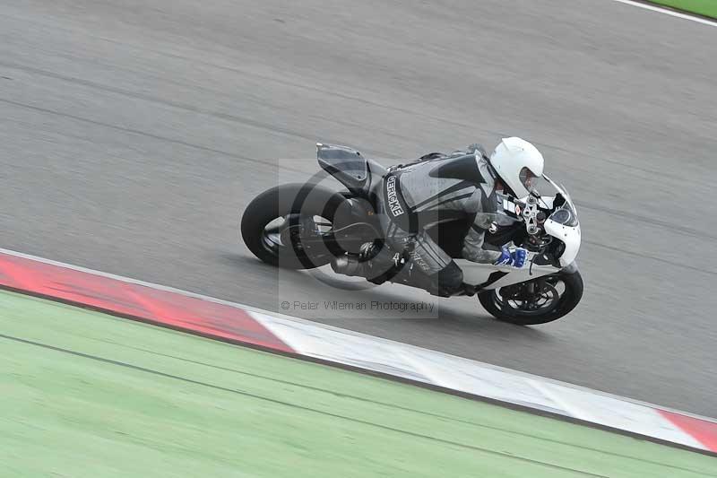 march 2010;motorbikes;no limits;peter wileman photography;portimao;portugal;trackday;trackday digital images