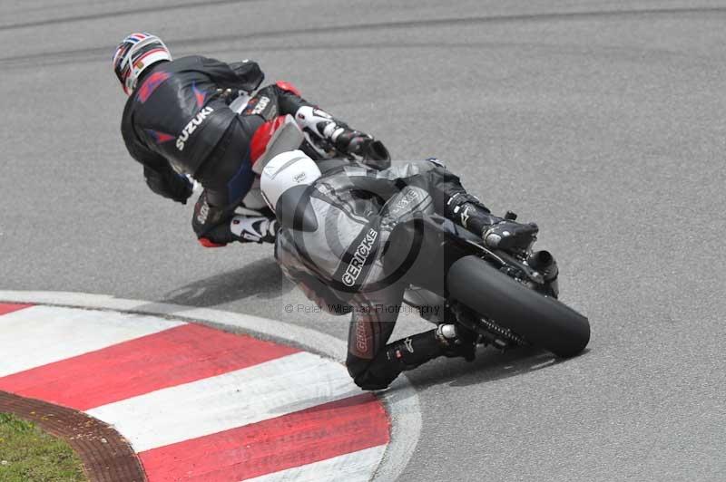 march 2010;motorbikes;no limits;peter wileman photography;portimao;portugal;trackday;trackday digital images