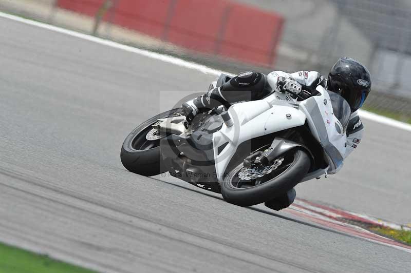 march 2010;motorbikes;no limits;peter wileman photography;portimao;portugal;trackday;trackday digital images