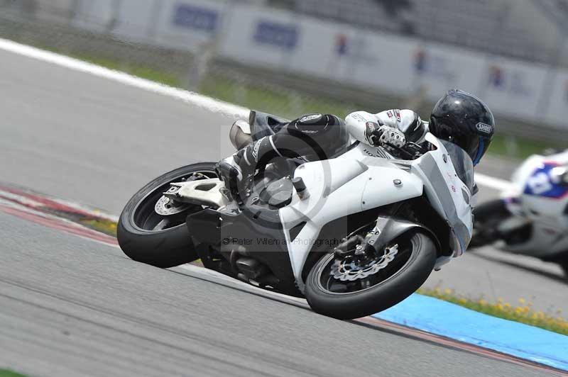 march 2010;motorbikes;no limits;peter wileman photography;portimao;portugal;trackday;trackday digital images