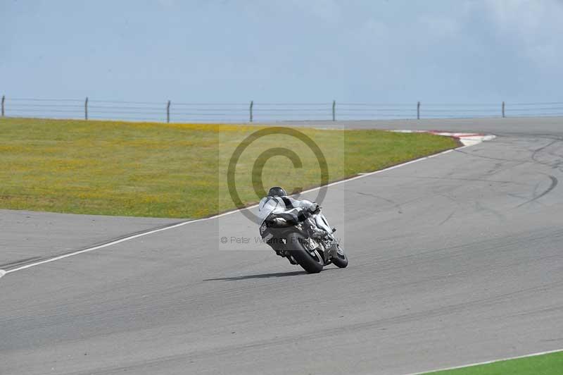 march 2010;motorbikes;no limits;peter wileman photography;portimao;portugal;trackday;trackday digital images