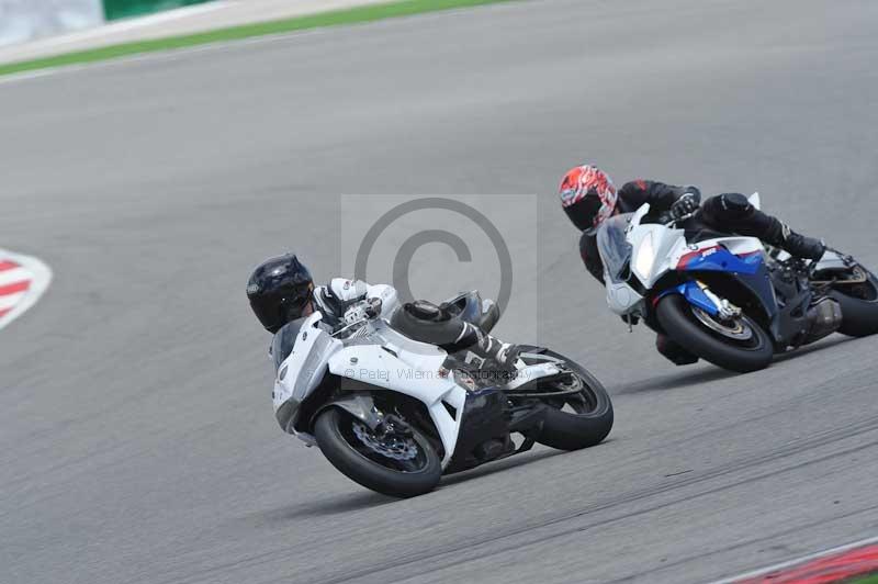 march 2010;motorbikes;no limits;peter wileman photography;portimao;portugal;trackday;trackday digital images