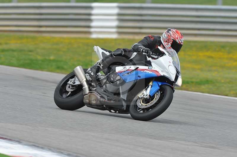 march 2010;motorbikes;no limits;peter wileman photography;portimao;portugal;trackday;trackday digital images