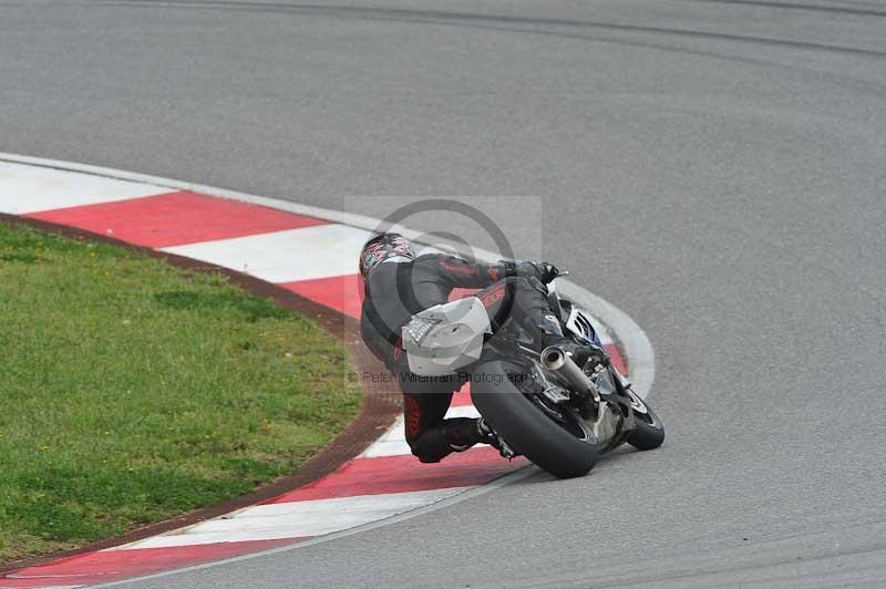 march 2010;motorbikes;no limits;peter wileman photography;portimao;portugal;trackday;trackday digital images