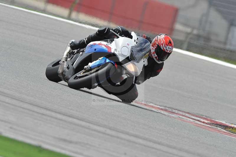 march 2010;motorbikes;no limits;peter wileman photography;portimao;portugal;trackday;trackday digital images